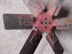 Farmall 560 Diesel D IH Tractor engine motor fan w/ belt drive pulley + mount