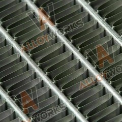 4-Row Aluminum Forklift Radiator For Hyster H40XL H45XL C177 GM 3.0L #1329169