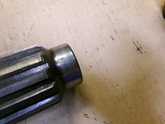 John Deere 720 730 top transmission shaft