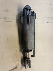 John Deere Tractor implement hydraulic lift R27421R cylinder
