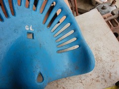Vintage Cast Iron Tractor Seat Unbranded Painted Lot 26-16-25-i