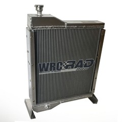 # 84673C6 84673C3 Radiator Fits Case IH Tractor 585 595 685 695 885 895 w/ AC