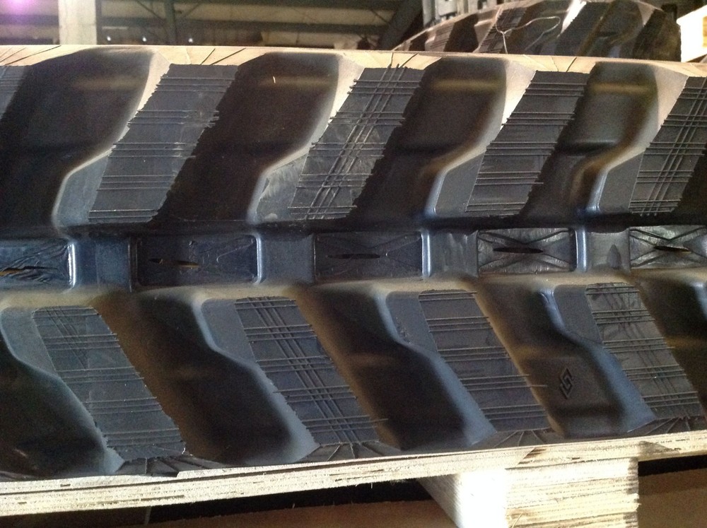 (2-Tracks) SMC SANDHURST MFG Rubber Track MX-15 MX-16-XT 230x96x33 2309633