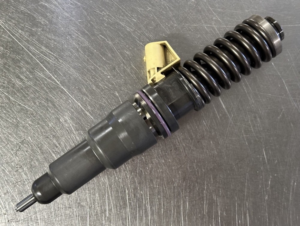 RE530600 FUEL INJECTOR fits JOHN DEERE (REMAN) 6 MONTH LTD. WARRANTY