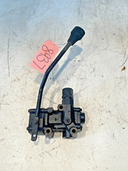 2003 Farm Pro 2420 Tractor Hydraulic Valve w/ Lever