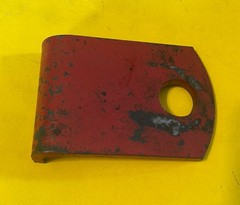 670405R1 – A New Hitch Channel Lock For An International 27, 420 Square Balers.