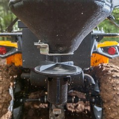 ATV SPREADER – Manual Feed Gate