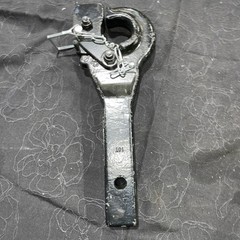 Nilight Pintle Hitch Receiver Hook Fits 2″ Starter 2-1/2″ Hitch Towing Ring