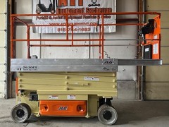 JLG 2630ES ELECTRIC SCISSOR LIFT 800LB CAPACITY VERTICAL PLATFORM MANLIFT