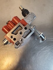 Hydraulic Remote Control valve designed for Massey Ferguson tractors 100 Series