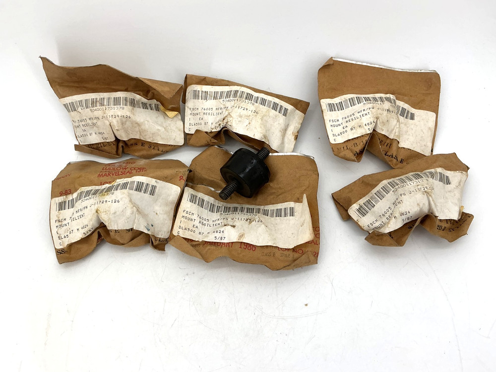 Lot of 6 New J-11729-126 Resilient Mount J11729126 5340-01-173-1378