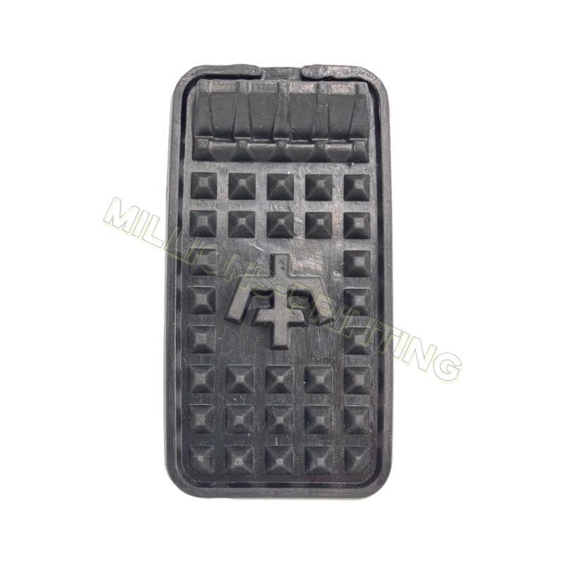 TC650-44080 Pedal Cover For Kubota L2501DT L2502DT L3301DT L3302DT L3560DT +++