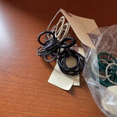 Miscellaneous Pack Of CAT Seals And O-rings, See Pics, New, Free Shipping