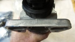 Unused John Deere RE541921 12V pump & filter combo.
