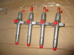 (1) OLIVER WHITE FARM DIESEL FUEL INJECTORS BOSCH KB95SA485/13 MADE IN GERMANY